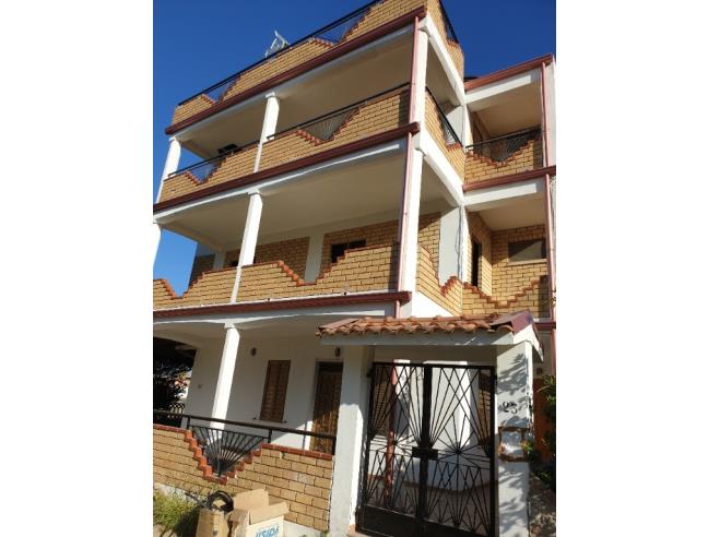 Anteprima foto 2 - Palazzo/Stabile in Vendita a Botricello - Botricello Superiore