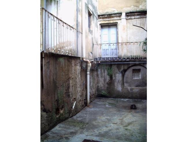 Anteprima foto 2 - Palazzo/Stabile in Vendita a Caltagirone (Catania)