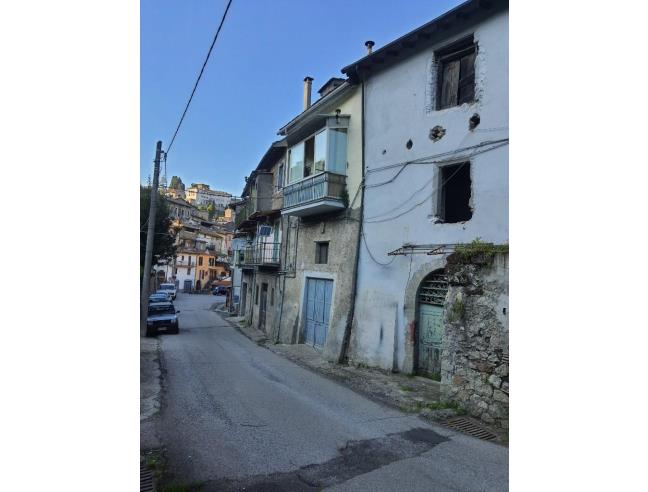 Anteprima foto 2 - Palazzo/Stabile in Vendita a Canepina (Viterbo)