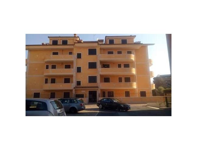 Anteprima foto 1 - Palazzo/Stabile in Vendita a Guidonia Montecelio - Guidonia