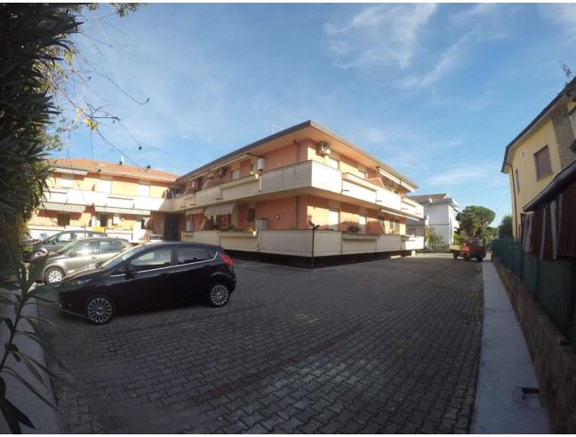 Anteprima foto 4 - Palazzo/Stabile in Vendita a Massa - Marina Di Massa