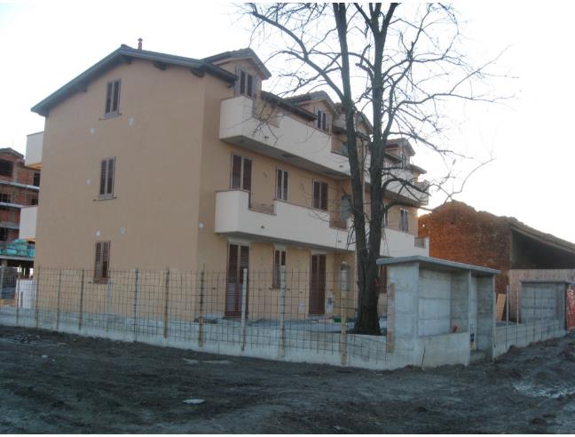 Anteprima foto 3 - Palazzo/Stabile in Vendita a Monticelli Pavese (Pavia)