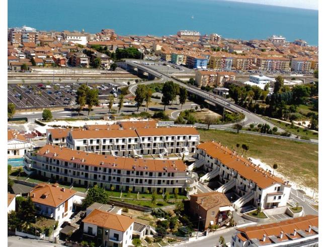 Anteprima foto 2 - Palazzo/Stabile in Vendita a Porto Recanati (Macerata)