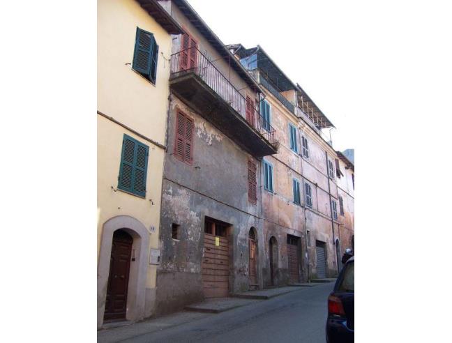 Anteprima foto 1 - Palazzo/Stabile in Vendita a Ronciglione (Viterbo)