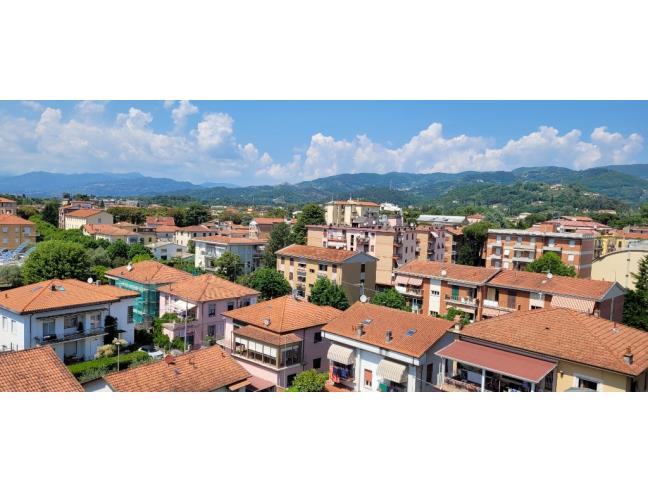 Anteprima foto 2 - Palazzo/Stabile in Vendita a Sarzana - Marinella Di Sarzana