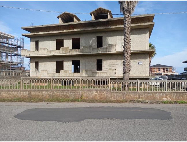 Anteprima foto 1 - Palazzo/Stabile in Vendita a Zungri (Vibo Valentia)
