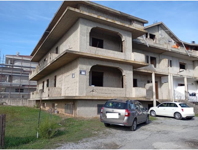 Anteprima foto 2 - Palazzo/Stabile in Vendita a Zungri (Vibo Valentia)