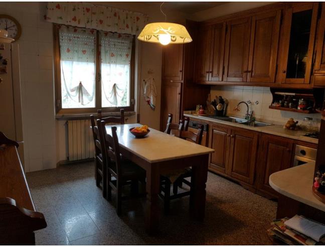 Anteprima foto 4 - Porzione di casa in Vendita a Carrara - Marina Di Carrara