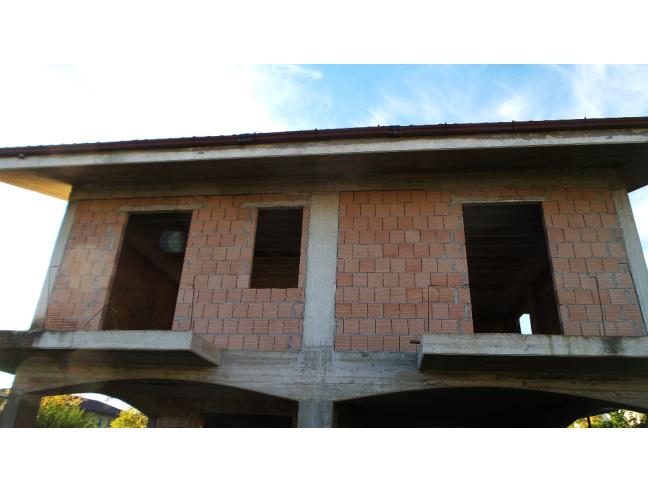 Anteprima foto 2 - Porzione di casa in Vendita a Collecorvino - Villa Barberi