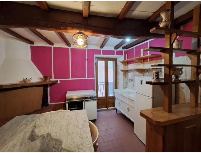 Anteprima foto 2 - Porzione di casa in Vendita a Massa - Antona