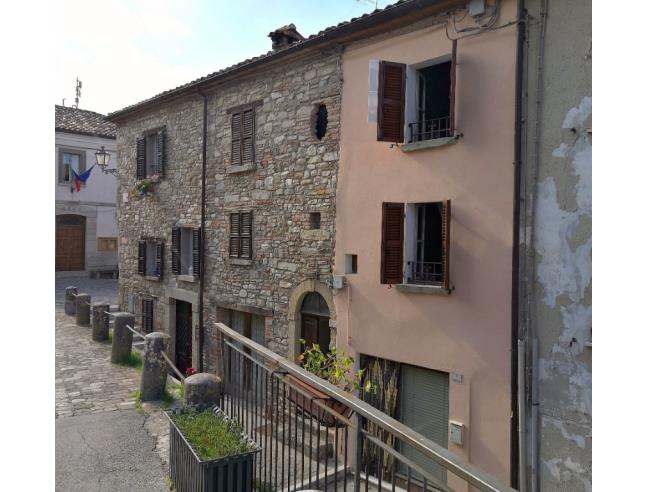 Anteprima foto 1 - Porzione di casa in Vendita a Monte Cerignone (Pesaro e Urbino)