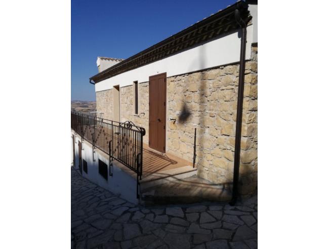 Anteprima foto 2 - Porzione di casa in Vendita a Rocchetta Sant'Antonio (Foggia)