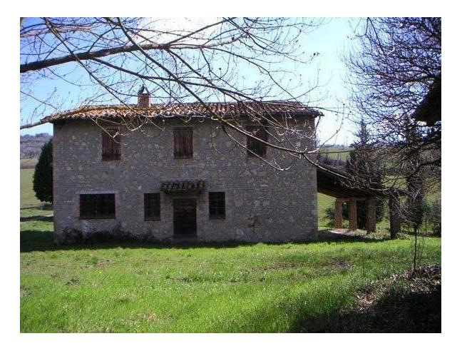 Anteprima foto 2 - Rustico/Casale in Vendita a Gualdo Cattaneo - San Terenziano