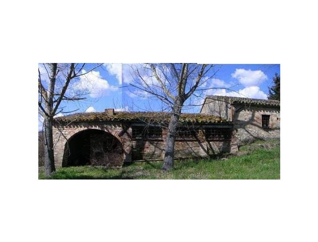 Anteprima foto 3 - Rustico/Casale in Vendita a Gualdo Cattaneo - San Terenziano