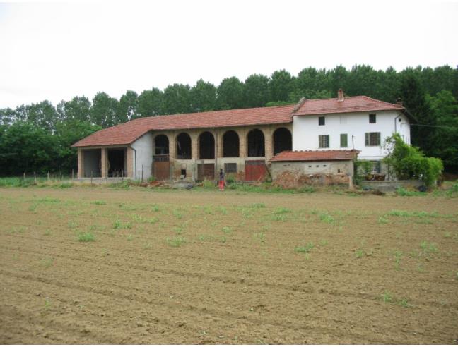 Anteprima foto 2 - Rustico/Casale in Vendita a Incisa Scapaccino (Asti)
