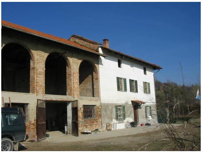 Anteprima foto 3 - Rustico/Casale in Vendita a Incisa Scapaccino (Asti)