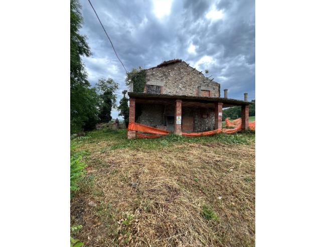 Anteprima foto 3 - Rustico/Casale in Vendita a Maiolo (Rimini)