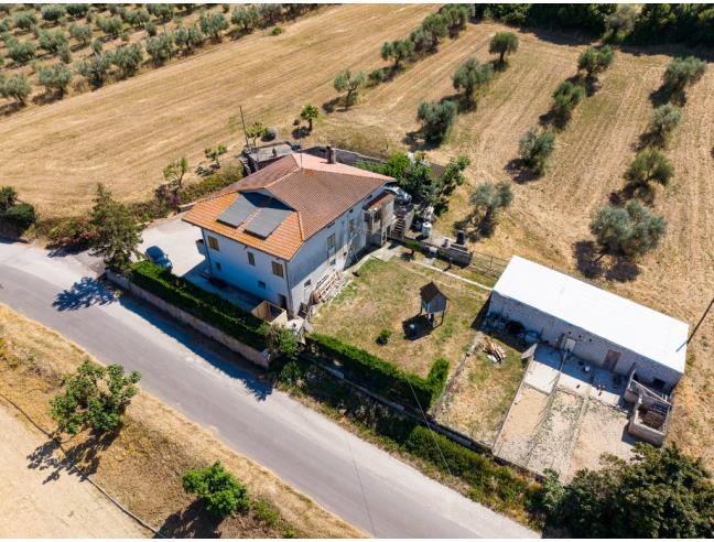 Anteprima foto 2 - Rustico/Casale in Vendita a Mosciano Sant'Angelo (Teramo)