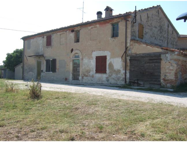 Anteprima foto 3 - Rustico/Casale in Vendita a San Costanzo (Pesaro e Urbino)