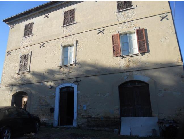 Anteprima foto 2 - Rustico/Casale in Vendita a San Lorenzo in Campo (Pesaro e Urbino)