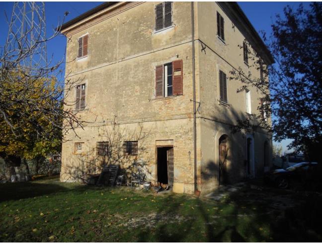 Anteprima foto 3 - Rustico/Casale in Vendita a San Lorenzo in Campo (Pesaro e Urbino)