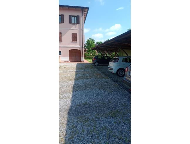 Anteprima foto 2 - Showroom in Vendita a Correggio (Reggio Emilia)