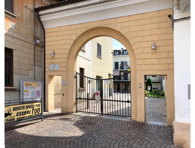 Anteprima foto 1 - Showroom in Vendita a Garbagnate Milanese (Milano)