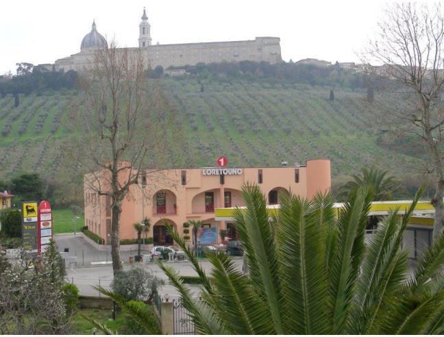 Anteprima foto 1 - Stabile/Palazzo in Vendita a Loreto - Musone