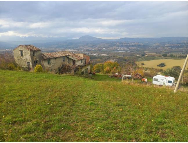Anteprima foto 4 - Terreno Agricolo/Coltura in Vendita a Ancarano (Teramo)