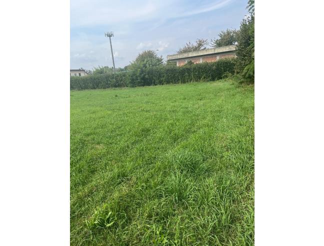 Anteprima foto 2 - Terreno Edificabile Residenziale in Vendita a Cairate (Varese)