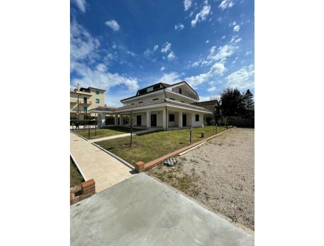 Anteprima foto 2 - Ufficio in Affitto a Minturno - Scauri