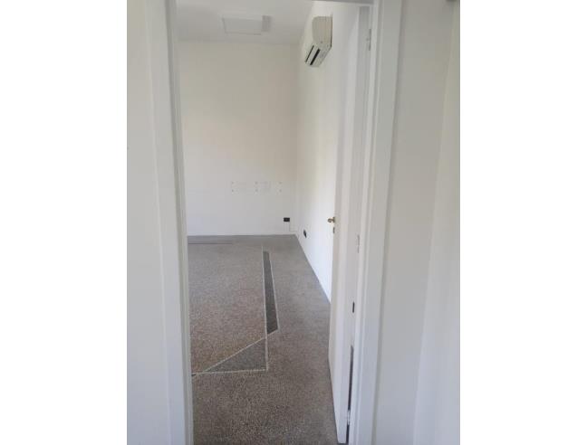 Anteprima foto 6 - Ufficio in Affitto a Napoli - Chiaia