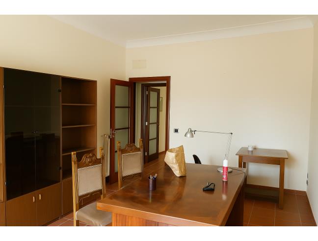 Anteprima foto 2 - Ufficio in Vendita a Napoli - Vomero