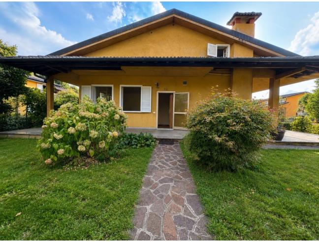 Anteprima foto 2 - Villa in Vendita a Carate Brianza (Monza e Brianza)
