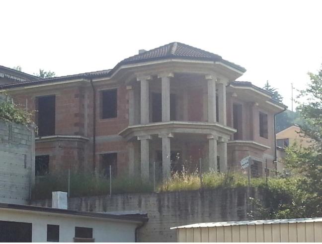 Anteprima foto 2 - Villa in Vendita a Castel Baronia (Avellino)