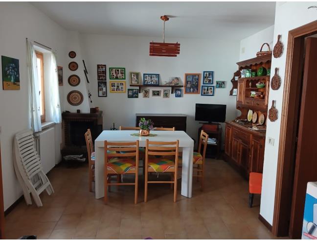 Anteprima foto 2 - Villa in Vendita a Fabriano - Castelletta