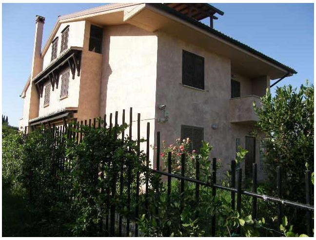 Anteprima foto 1 - Villa in Vendita a Guidonia Montecelio - Colle Verde