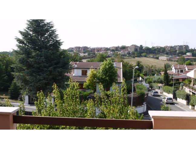 Anteprima foto 2 - Villa in Vendita a Guidonia Montecelio - Colle Verde