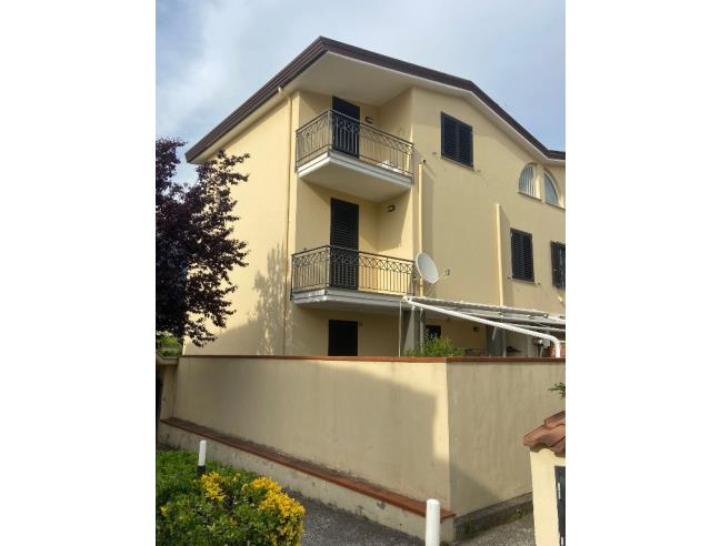 Anteprima foto 2 - Villetta a schiera in Vendita a Sperone (Avellino)